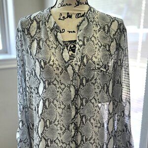 KUT from the Kloth Blouse